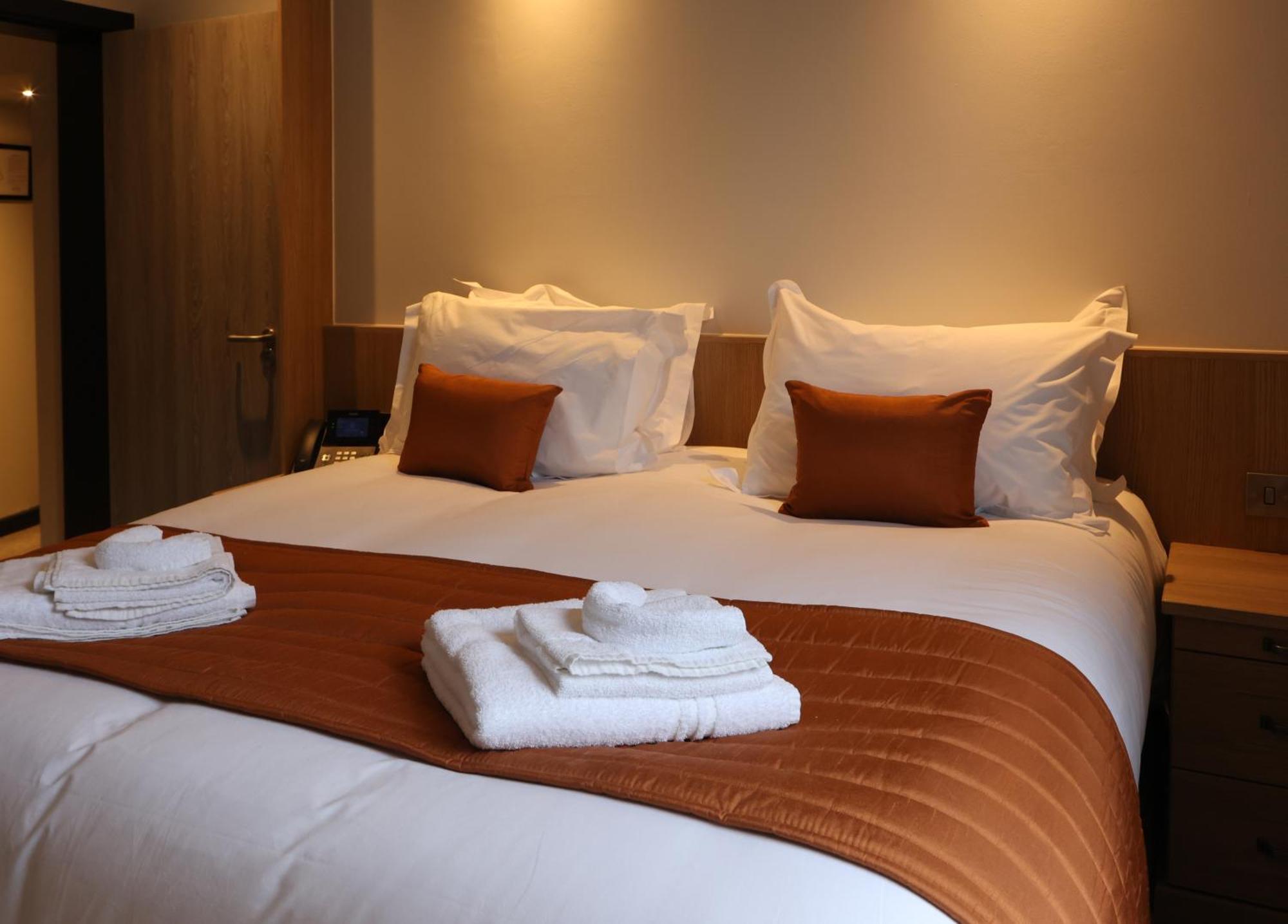 The Teifi Waterside Hotel Cardigan Zimmer foto